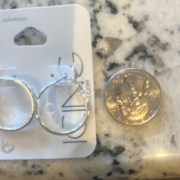 Spark Hoops - Picture 5 of 5